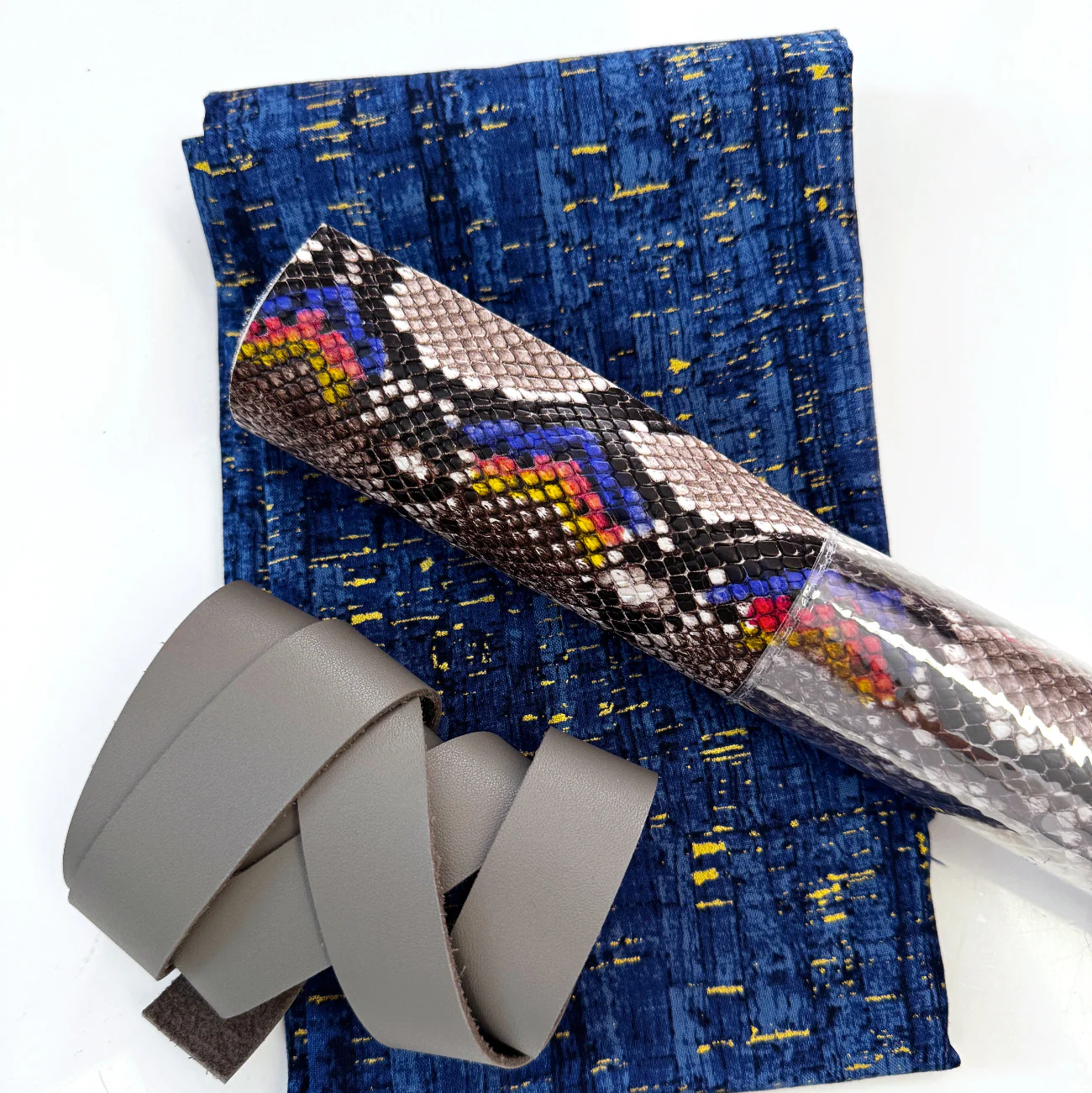 3-Piece Bag Making Bundle – Vinyl, Fabric Yard & Leather Strap