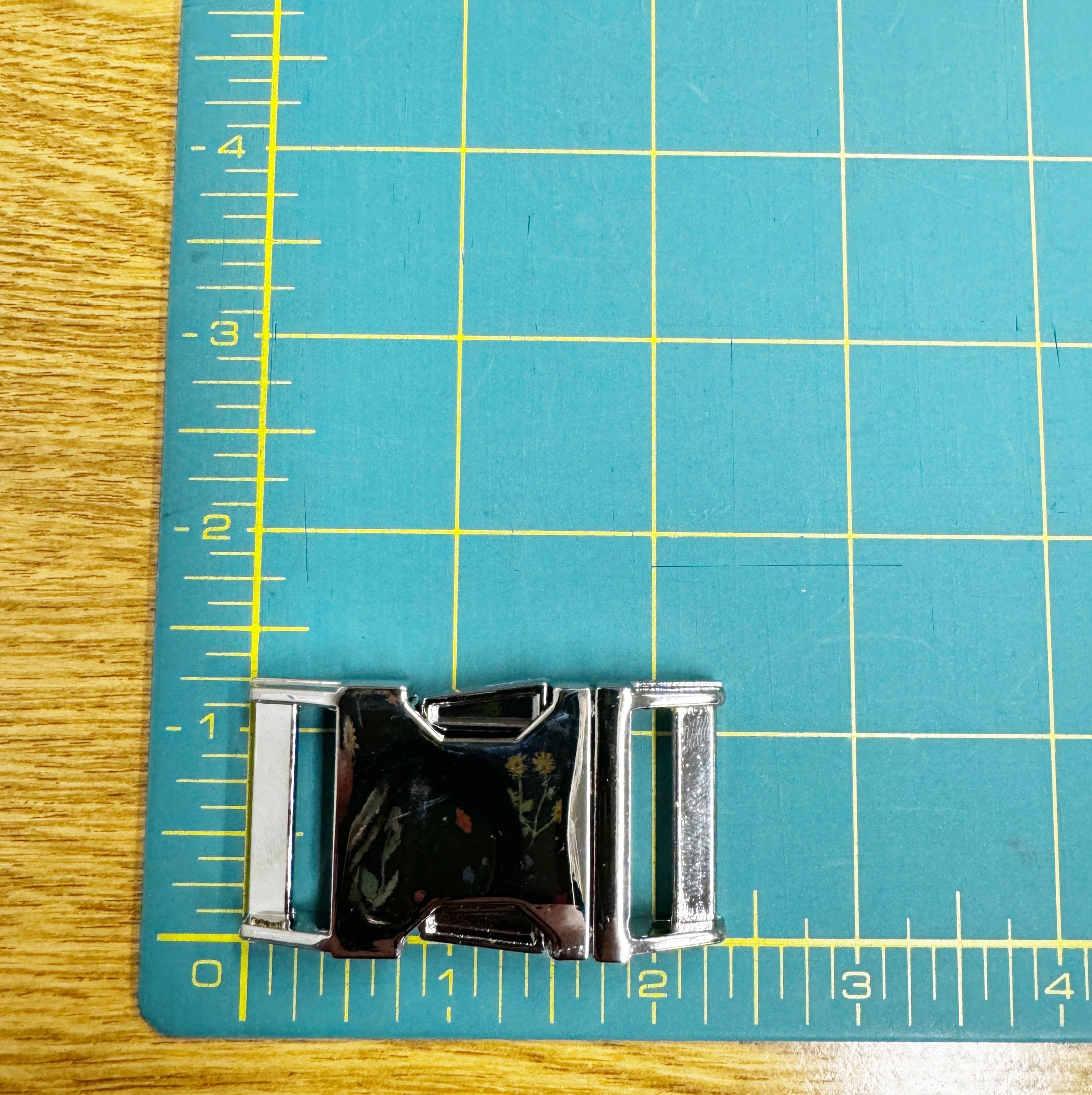 Side-Release Buckle Antique Brass 1 inch width - Image 3