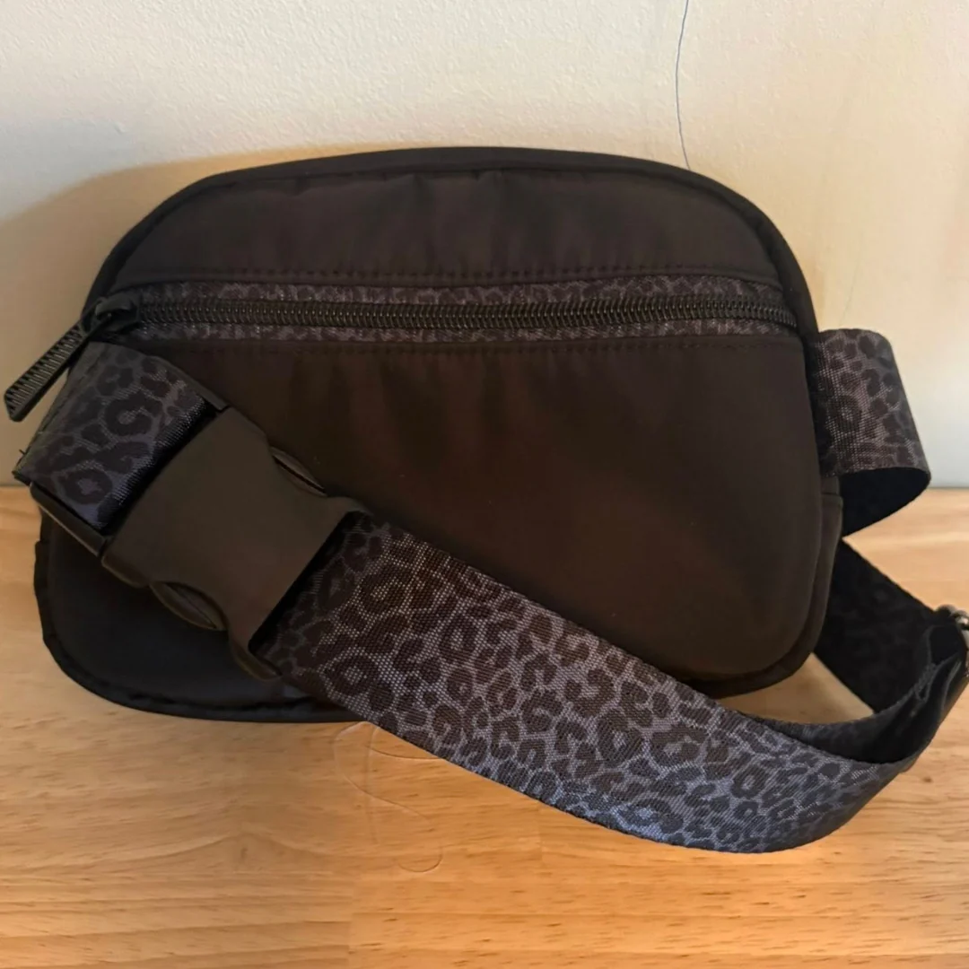 #5 Black Grey Leopard Print Zipper Pack with Black Coil - 3 Yards Double-Sided Continuous Zipper Tape - Image 3