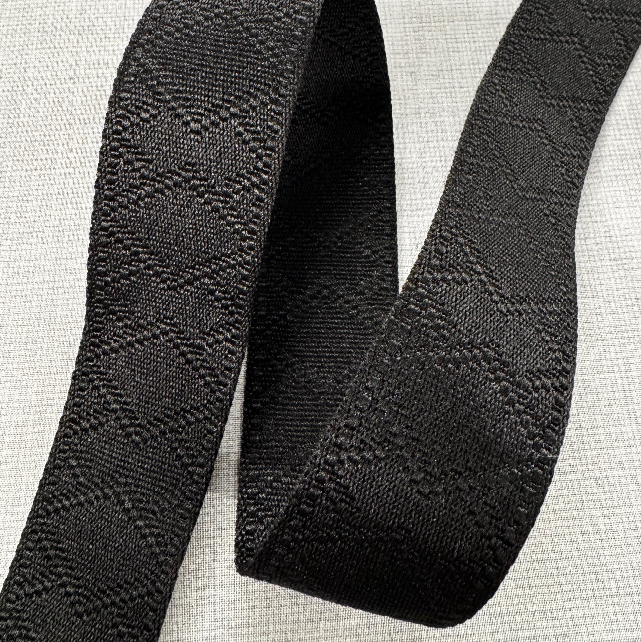Black Jacquard Webbing 1.5" Width - Premium Woven Strap Per Yard