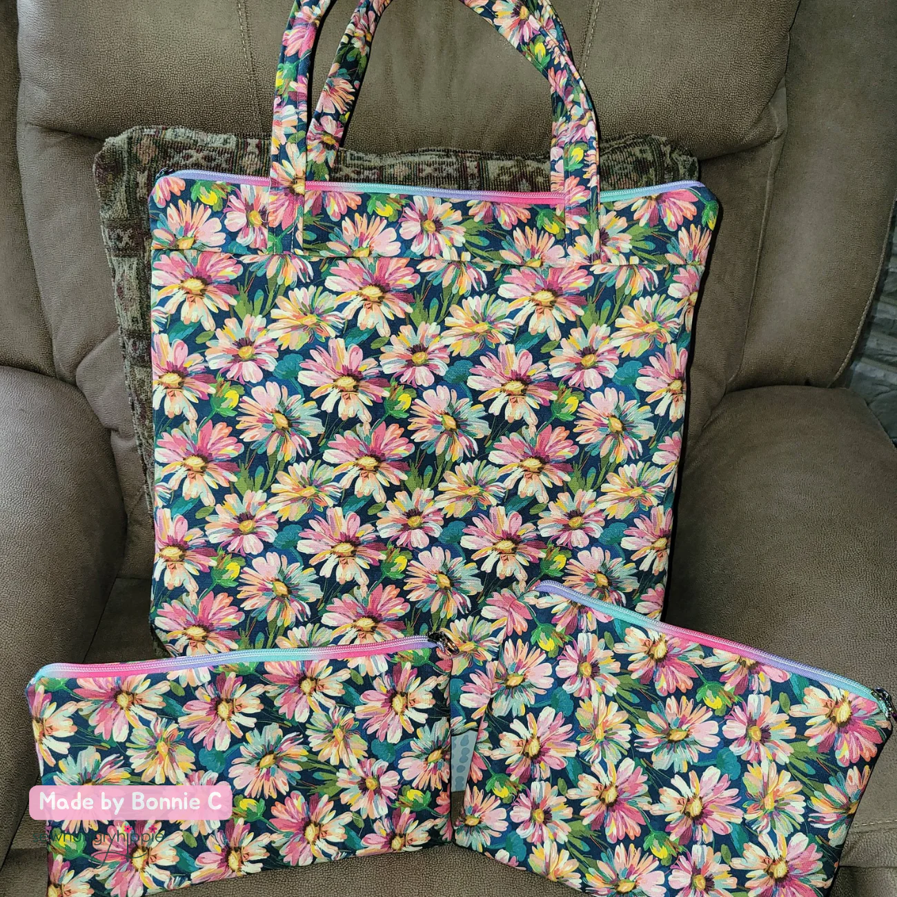 Canvas Fabric April Flowers 36" x 58" - Image 6