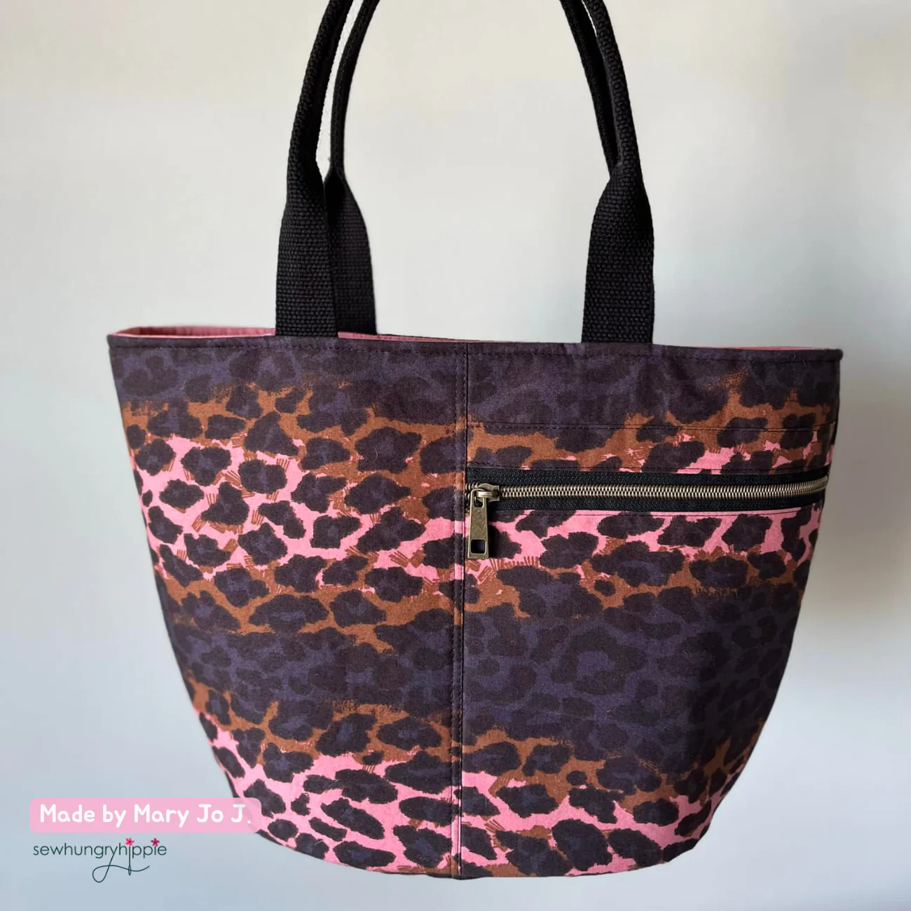 Noodlehead Crescent Tote Sewing Pattern – Printed Booklet - Image 7