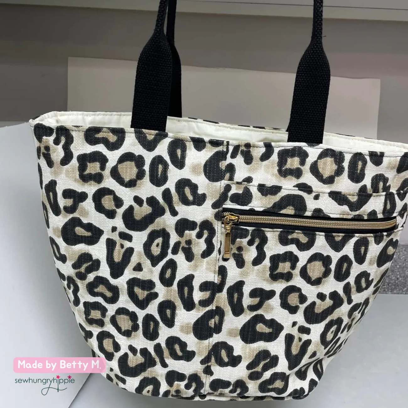 Noodlehead Crescent Tote Sewing Pattern – Printed Booklet - Image 8