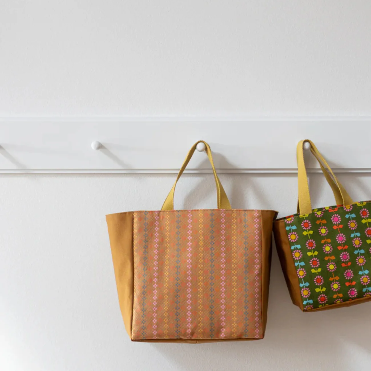 Fieldstone Tote Sewing Pattern - Noodlehead - Image 3