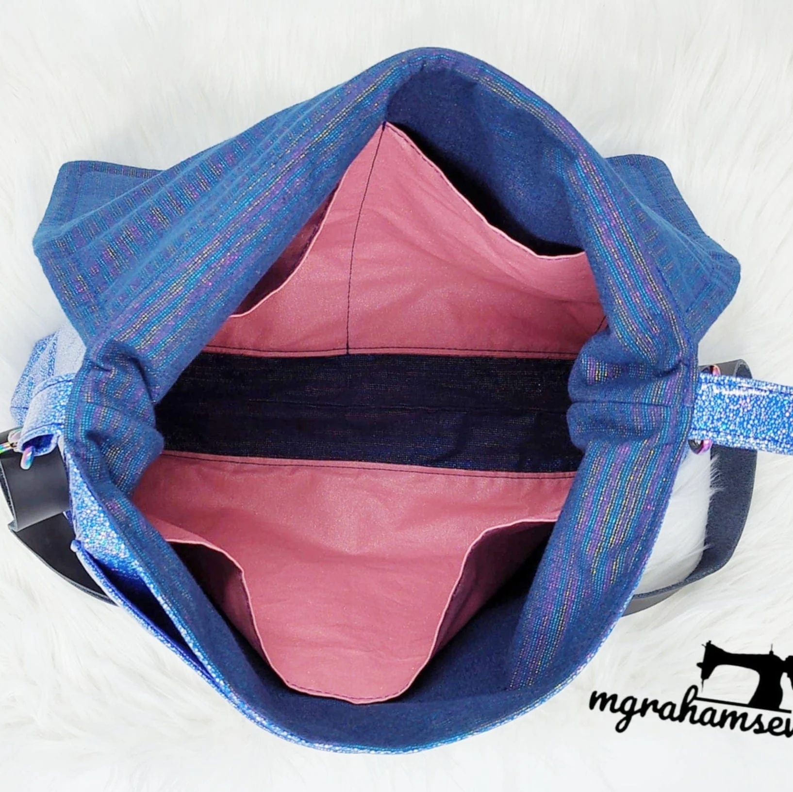 Garcia Messenger Bag - Printed Pattern - Image 5