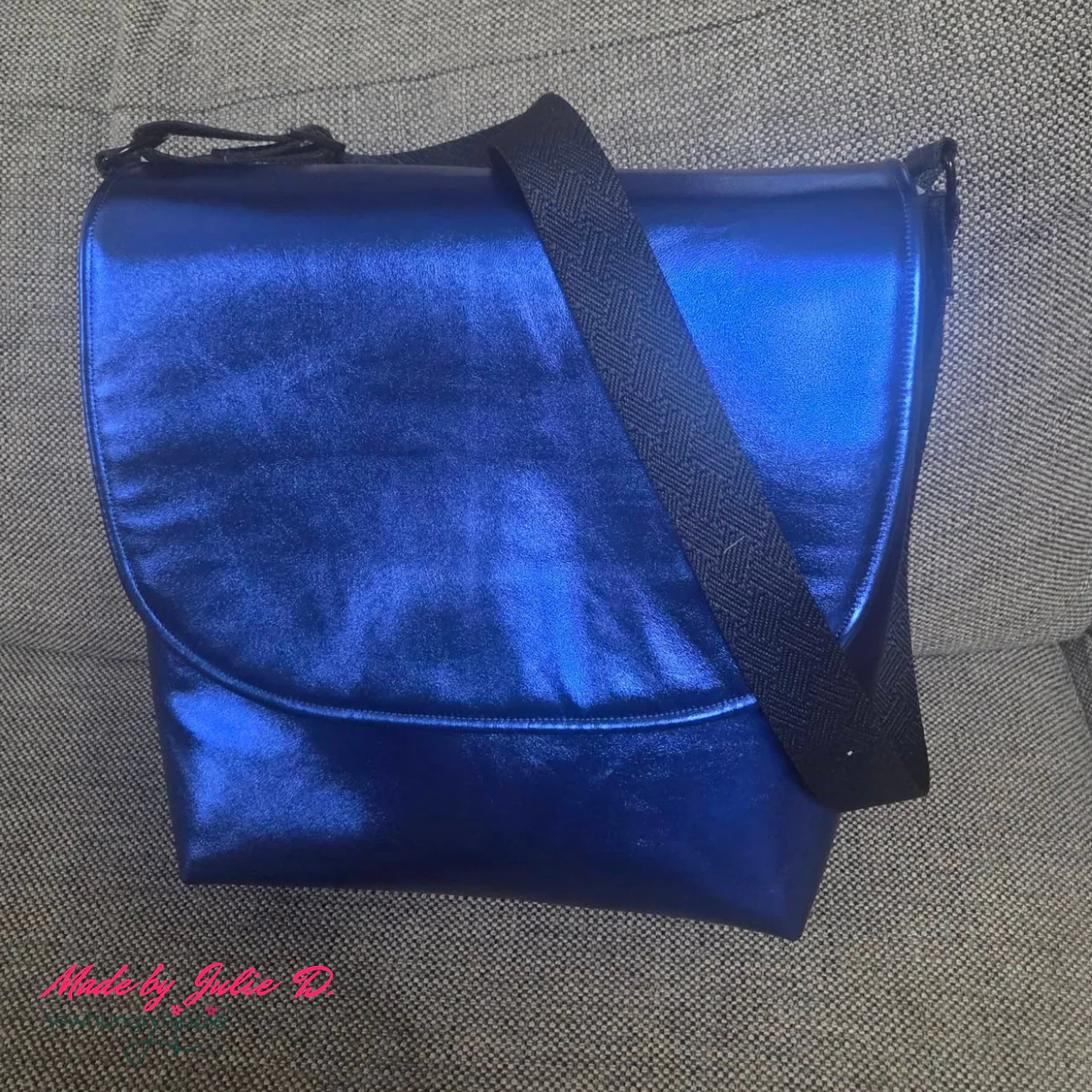 IRIS Messenger Bag PDF sewing pattern - Image 8