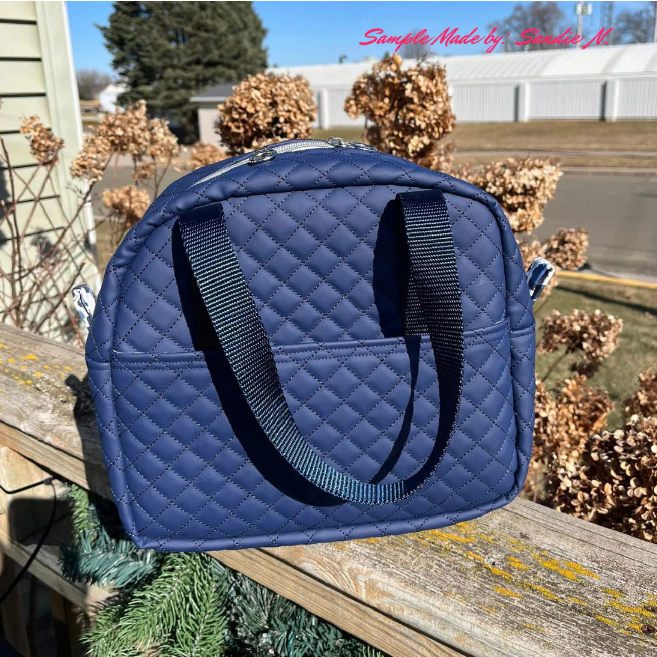 Quilted Vinyl Navy Blue - Image 7