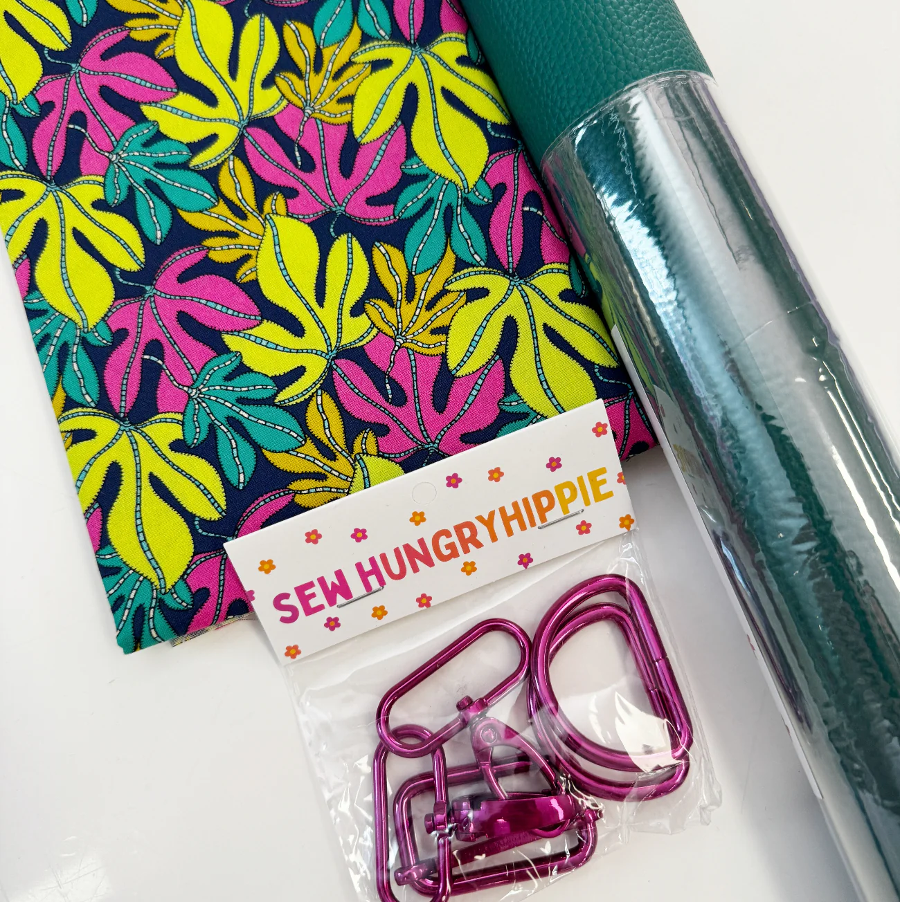 Moonglow Bag Making Bundle – Vinyl, Hot Pink Hardware Pack & Fabric Yard