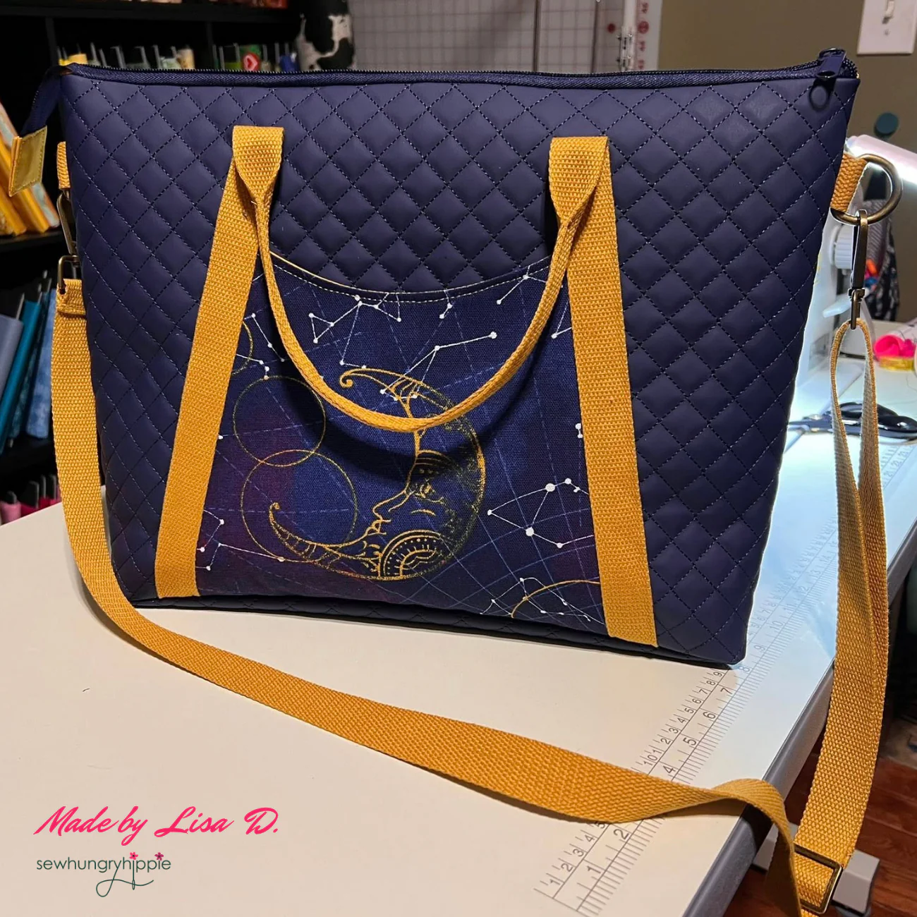 Quilted Vinyl Navy Blue - Image 9
