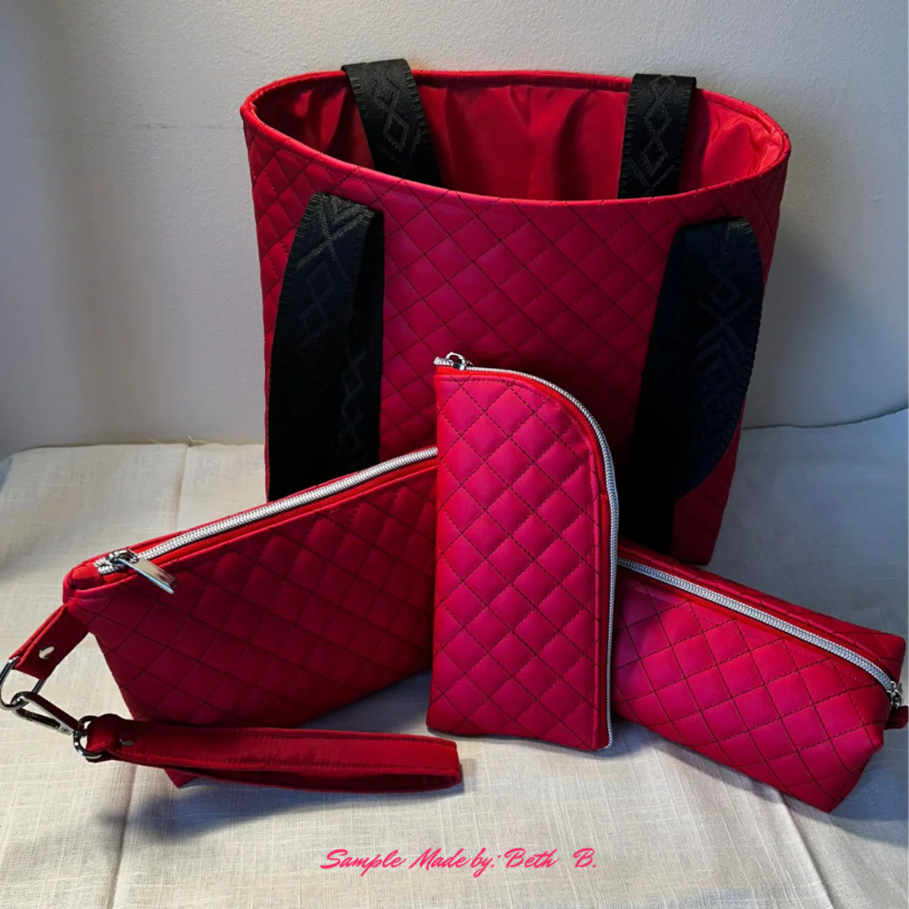 Quilted Vinyl Red - Image 7