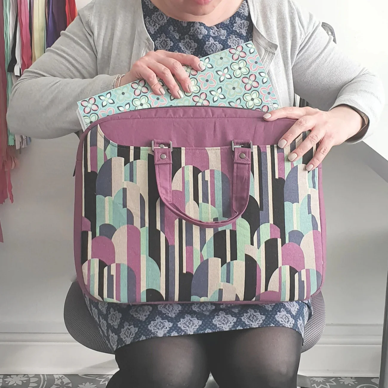 The Side Hustle Bag Sewing Pattern by Mrs H - Printed Paper Pattern - Image 4